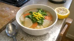 いつもの味噌汁が冬のごちそうに。火を止めてから香らせる、ユズ味噌汁の作り方