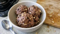 砂糖なしでも満足感。カッテージチーズと完熟バナナのプロテインアイス