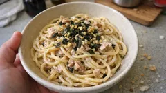 フライパンひとつで完結：お茶漬けの素で作るツナマヨパスタ（ワンパン）
