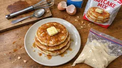 ボウル不要で洗い物ほぼなし：ジッパー袋で作るホットケーキの簡単レシピ