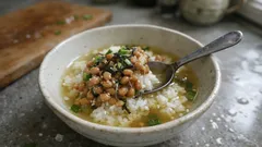 忙しい朝にちょうどいい、納豆ご飯をさらっと楽しむ茶漬けアレンジ