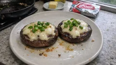 フライパンで5分、しいたけに6Pチーズをのせてバター醤油焼き（あと一品に）